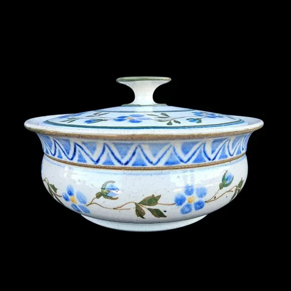 Vintage Studio Pottery Stoneware Ceramic Caserole with Lid Signed Gisela 1979 - Picture 6 of 14